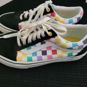 Vans old school rainbow checkerboard  skate shoe  size 8 women's